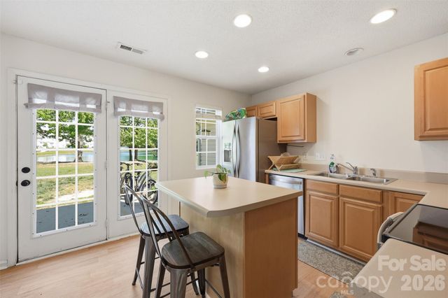104 Gelderland Drive, Matthews, NC 28104
