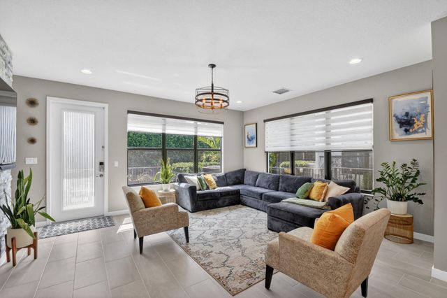 4364 Serpens Lane, Lake Worth, FL 33467