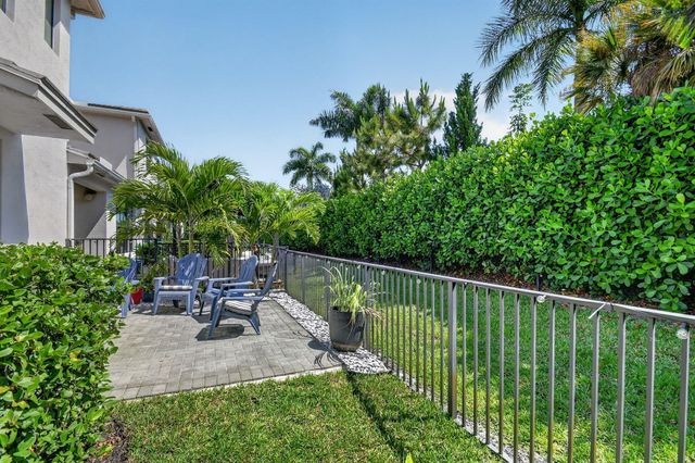 4364 Serpens Lane, Lake Worth, FL 33467