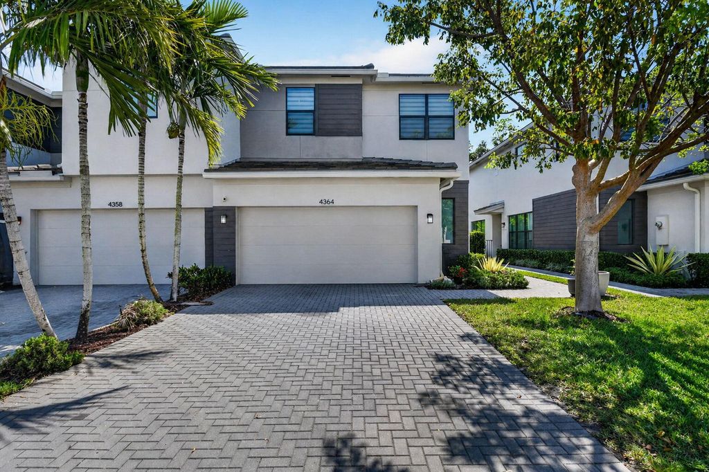 4364 Serpens Lane, Lake Worth, FL 33467
