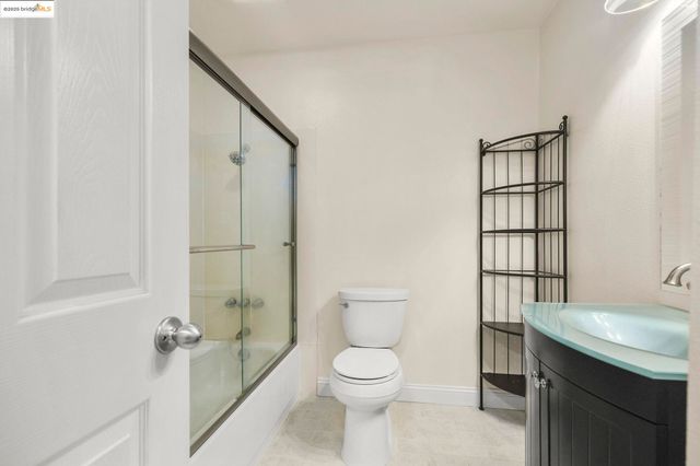 2141 Northwood Cir B, Concord, CA 94520