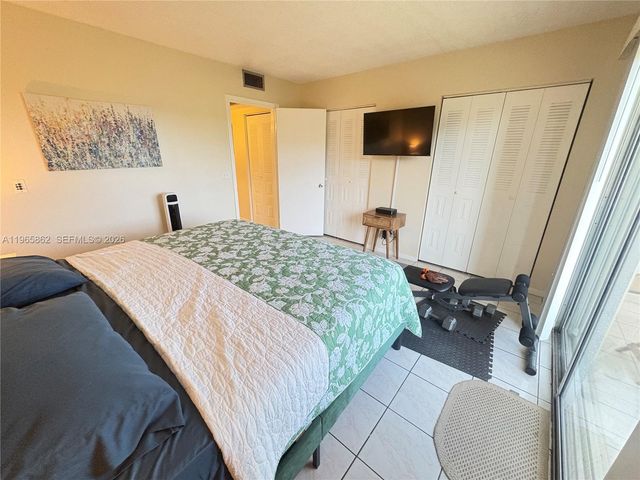 13250 SW 4th Ct 110G, Pembroke Pines, FL 33027