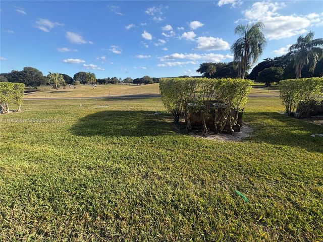 13250 SW 4th Ct 110G, Pembroke Pines, FL 33027