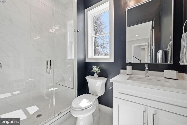 1203 COTTAGE ST SW, Vienna, VA 22180