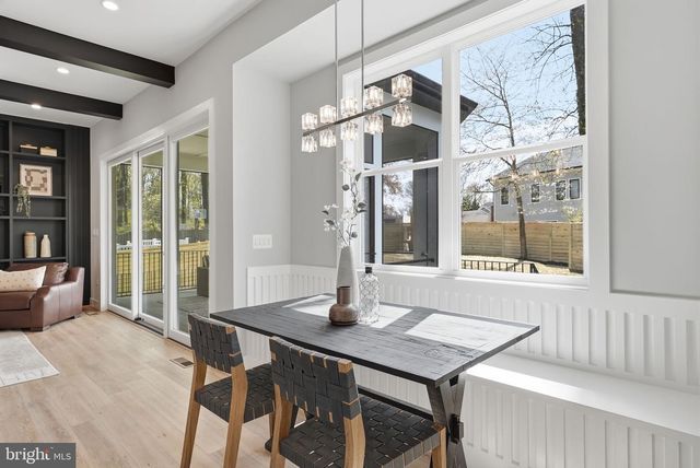 1203 COTTAGE ST SW, Vienna, VA 22180