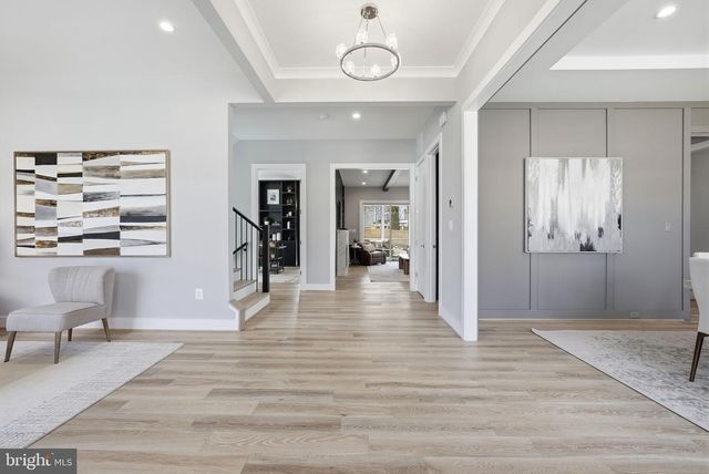 1203 COTTAGE ST SW, Vienna, VA 22180