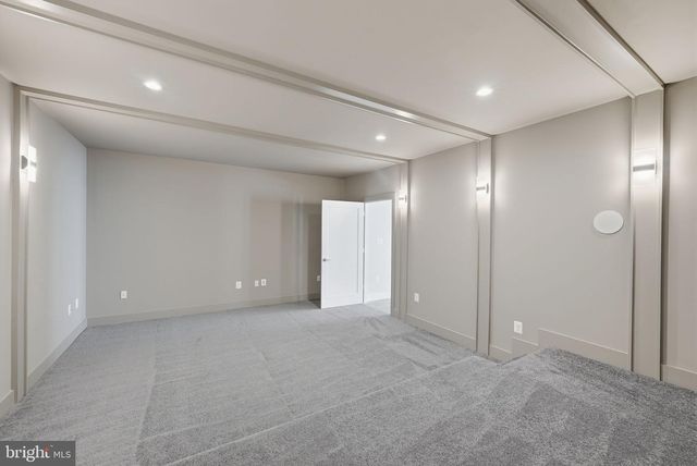 1203 COTTAGE ST SW, Vienna, VA 22180