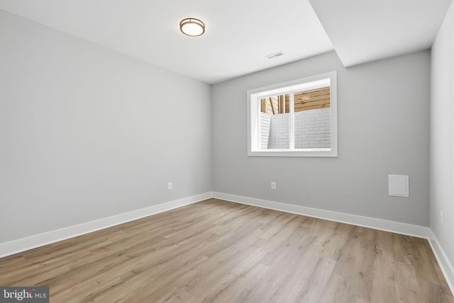 1203 COTTAGE ST SW, Vienna, VA 22180