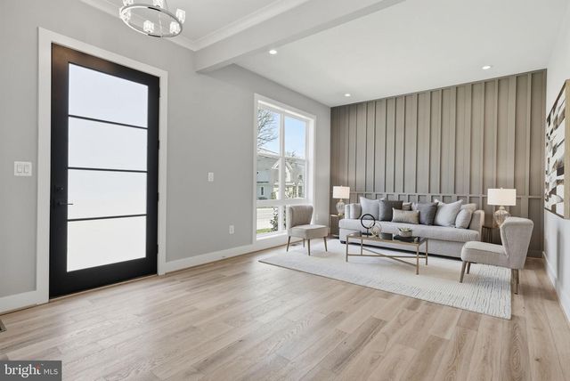 1203 COTTAGE ST SW, Vienna, VA 22180