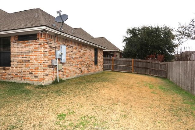 922 Turtle Dove Trail, College Station, TX 77845