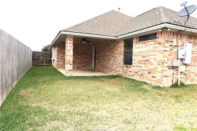 922 Turtle Dove Trail, College Station, TX 77845
