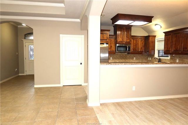 922 Turtle Dove Trail, College Station, TX 77845