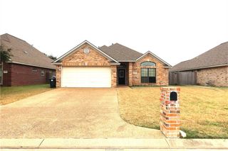 922 Turtle Dove Trail, College Station, TX 77845