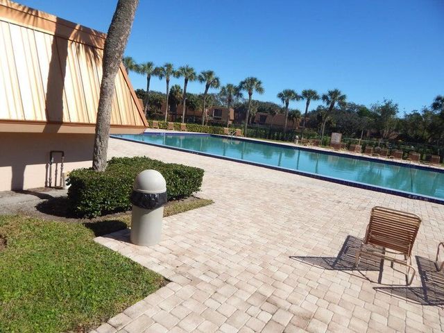 3721 37th Way, West Palm Beach, FL 33407