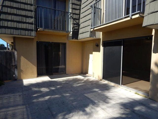 3721 37th Way, West Palm Beach, FL 33407