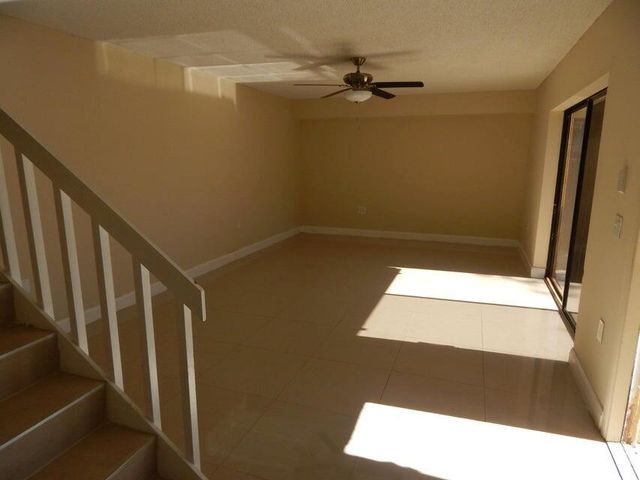 3721 37th Way, West Palm Beach, FL 33407