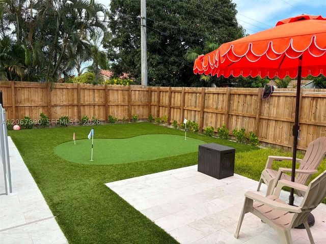 401 SE 3rd Pl, Deerfield Beach, FL 33441