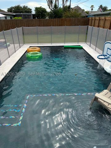 401 SE 3rd Pl, Deerfield Beach, FL 33441