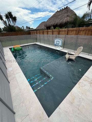 401 SE 3rd Pl, Deerfield Beach, FL 33441