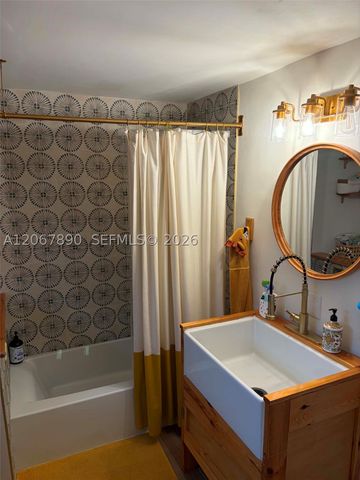 401 SE 3rd Pl, Deerfield Beach, FL 33441