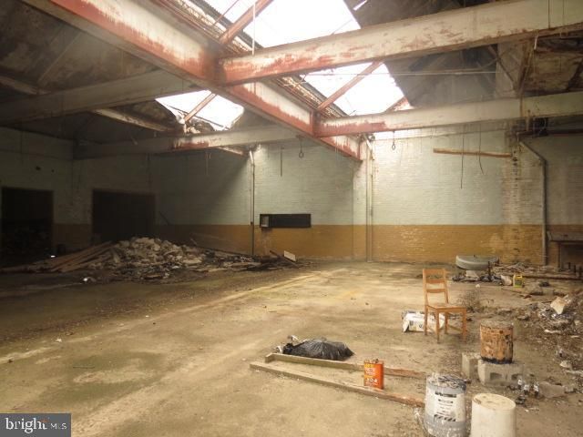 15 E 8TH ST, Chester, PA 19013