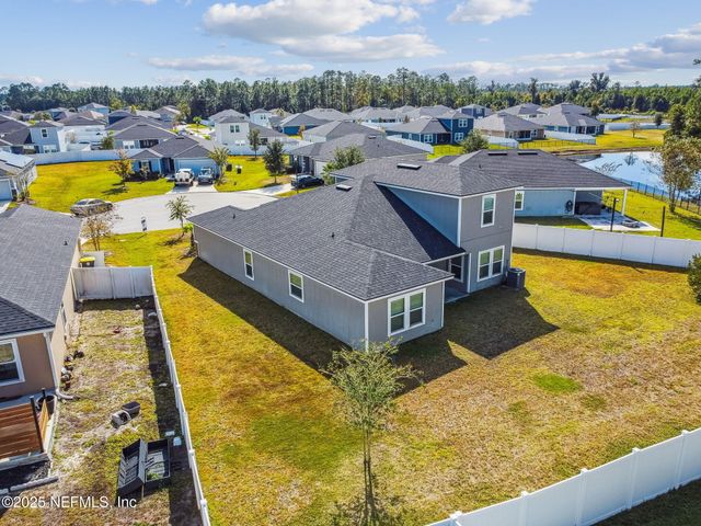 1723 BOSTON COMMONS Way, Jacksonville, FL 32221