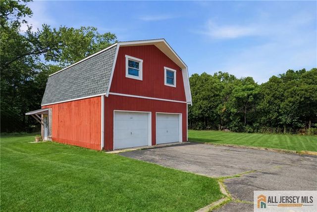 226 Gravel Hill Road, Monroe, NJ 08831