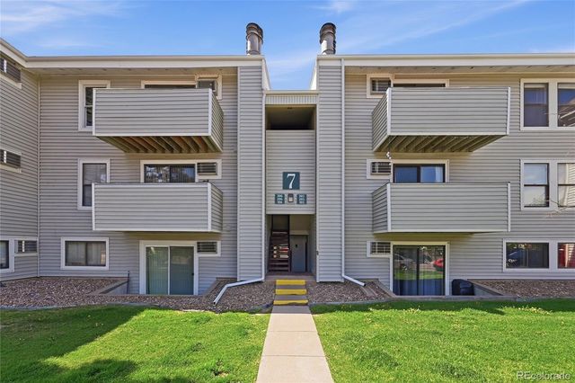 10150 E Virginia Avenue 7-305, Denver, CO 80247