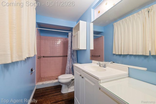 30151 Barbary Court, Warren, MI 48093