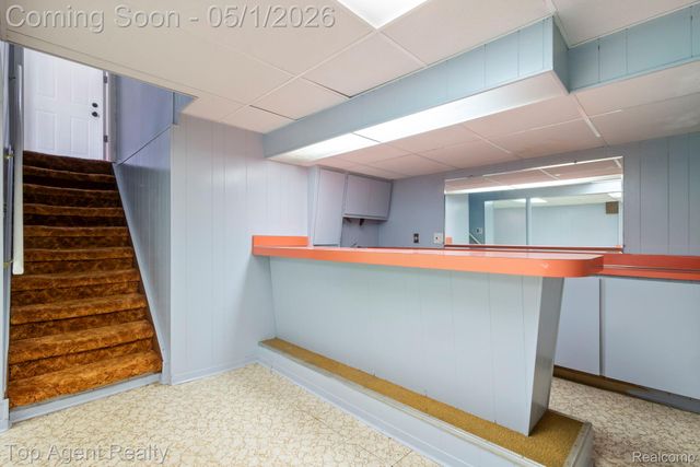 30151 Barbary Court, Warren, MI 48093