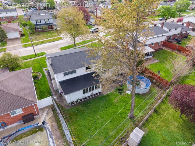 30151 Barbary Court, Warren, MI 48093