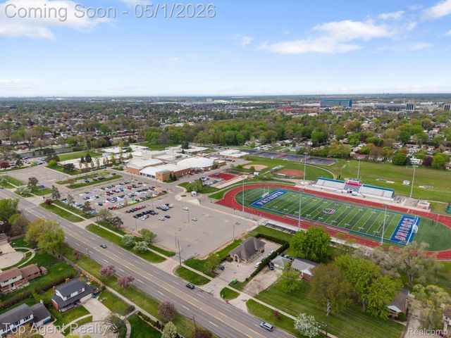 30151 Barbary Court, Warren, MI 48093