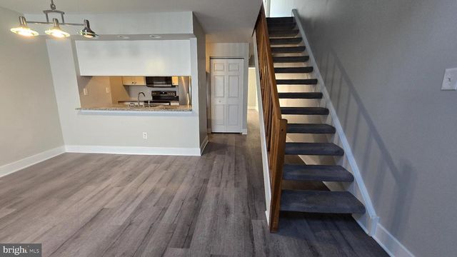 411 PARK PLACE DR DR, Cherry Hill, NJ 08002