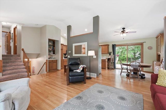 7837 Lois Lowry Lane, Madison, WI 53719