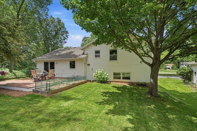 7837 Lois Lowry Lane, Madison, WI 53719