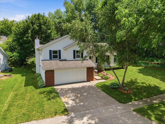 7837 Lois Lowry Lane, Madison, WI 53719