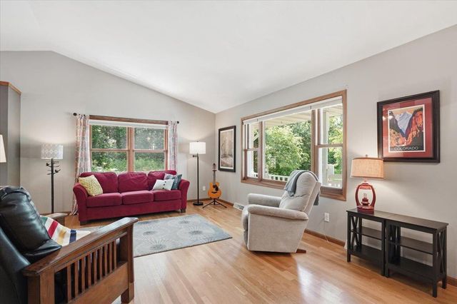 7837 Lois Lowry Lane, Madison, WI 53719