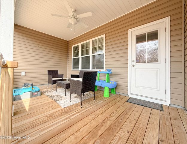 238 Bellows Lane, Rocky Point, NC 28457