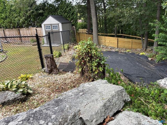 31 Kendall Circle, Waterbury, CT 06708