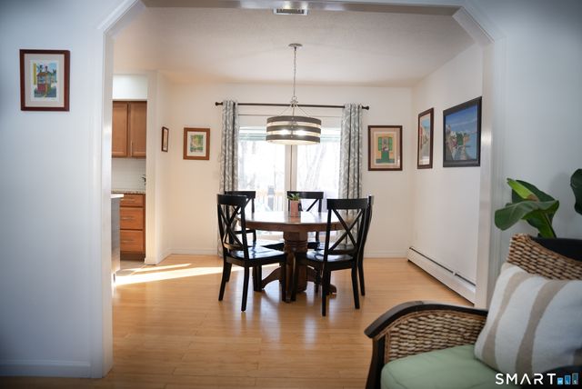 31 Kendall Circle, Waterbury, CT 06708