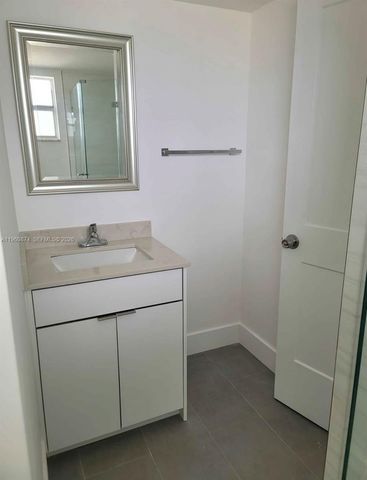 1680 NE 191st St 410-2, Miami, FL 33179