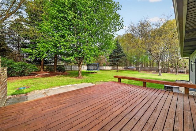 1533 N 33rd Street, Galesburg, MI 49053