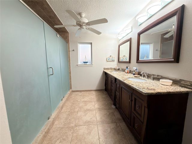 3504 Whitestone Drive, Pearland, TX 77584