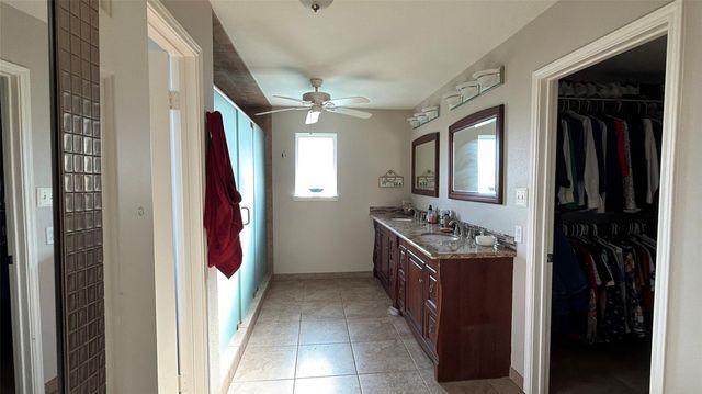 3504 Whitestone Drive, Pearland, TX 77584