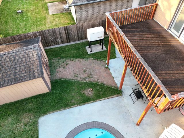 3504 Whitestone Drive, Pearland, TX 77584