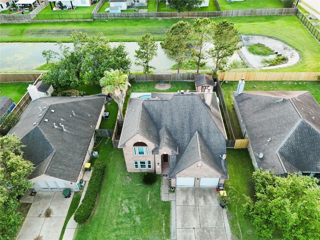 3504 Whitestone Drive, Pearland, TX 77584