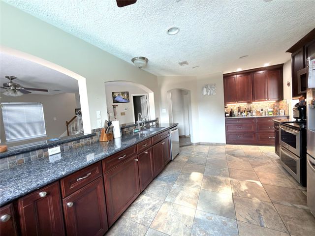 3504 Whitestone Drive, Pearland, TX 77584