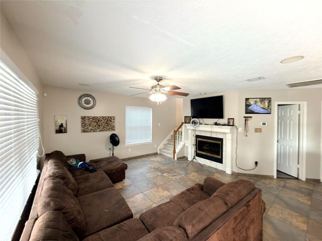 3504 Whitestone Drive, Pearland, TX 77584