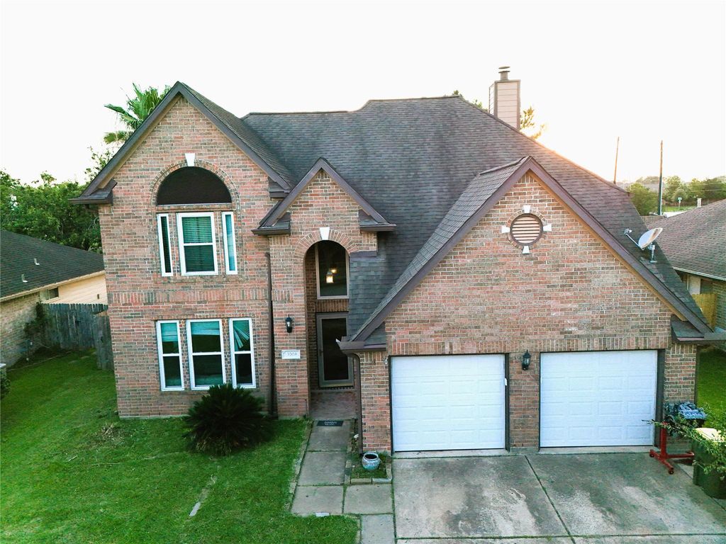 3504 Whitestone Drive, Pearland, TX 77584