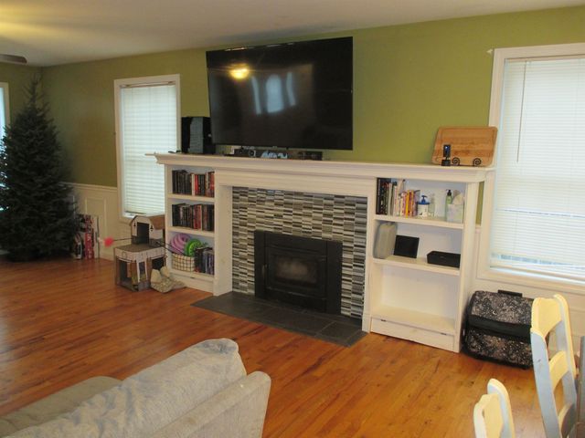 64 Jay Way, Rochester, NH 03868